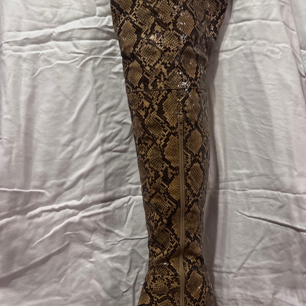 Stylish Snakeskin Over-the-Knee Boots